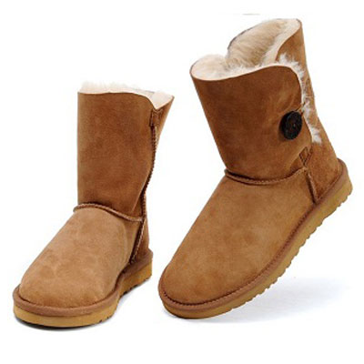 UGG Australia 2011新款羊皮毛一体中筒女靴 BaileyButton 5803 (栗色) ，原价￥2688，限时仅售￥1928！绝对正品，超低折扣，含美国直邮～