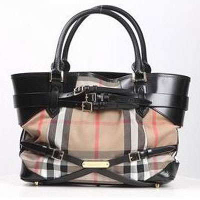 BURBERRY 巴宝莉 2011新款中号马勒格子托特包 HOUSE CHECK (37638461) (黑色)，原价￥11250，限时仅售￥10088！绝对正品，超低折扣，含美国直邮～