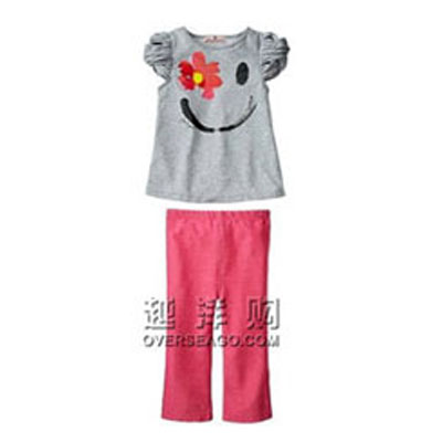 JUICY COUTURE 橘滋 微笑童装 SMILE LEGGING SET(JCKIG479)(梅红)，原价￥988，限时仅售￥598！绝对正品，超低折扣，含美国直邮～