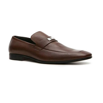 GUCCI 古驰男士带铭牌休闲皮鞋 TEXTURED LEATHER NAMEPLATE LOAFER (棕色)，原价￥3800，限时仅售￥2480！绝对正品，超低折扣，含美国直邮～