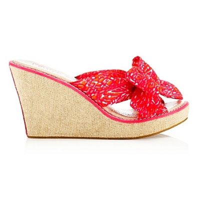 JUICY COUTURE 橘滋露指坡跟凉鞋 BOW WEDGE(J482019PK)(红色)，原价￥1280，限时仅售￥799！绝对正品，超低折扣，含美国直邮～