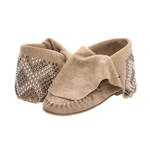Steve Madden 史蒂夫•马登 新款女式平底鞋 T-Stud (灰褐色/黑色)， 原价￥1878，限时仅售￥1188！绝对正品，超低折扣，含美国直邮～