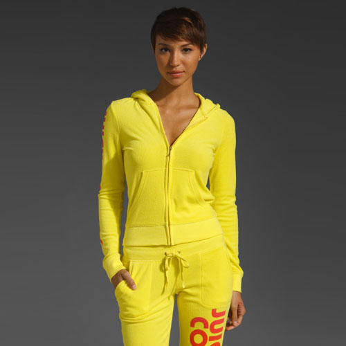 Juicy Couture 橘滋 新款女式复古卫衣 Terry LA Retro Original Zip Hoodie (JG005447)(黄色)，原价￥1788，限时仅售￥938！绝对正品，超低折扣，含美国直邮～