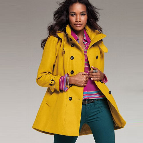 VICTORIA'S SECRET 维多利亚的秘密 新款女式双排扣大衣 Swing Coat (黄色/墨绿色/黑色)，原价￥2518，限时仅售￥1758！绝对正品，超低折扣，含美国直邮～