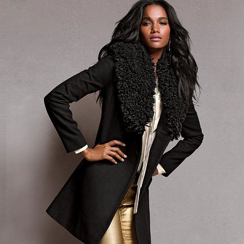 VICTORIA'S SECRET 维多利亚的秘密 新款女式毛领羊毛大衣 Wool Faux-Fur Coat (黑色)，原价￥2368，限时仅售￥1698！绝对正品，超低折扣，含美国直邮～