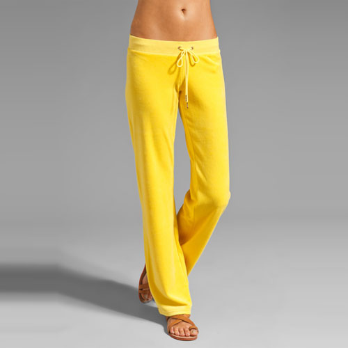 Juicy Couture 橘滋 新款女式丝绒休闲裤 Velour Original Leg Pant (JG006695)(黄色)，原价￥1778，限时仅售￥1088！绝对正品，超低折扣，含美国直邮～
