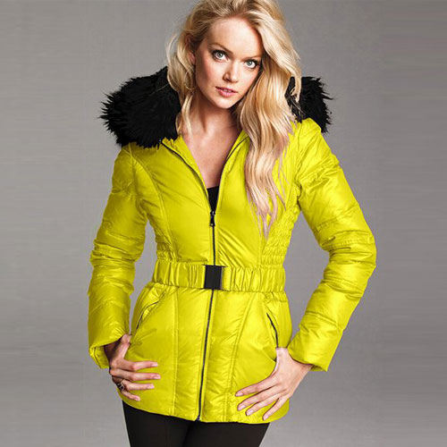 VICTORIA'S SECRET 维多利亚的秘密 人造皮草边帽羽绒服 The Angel Puffer(黑色/桃红/豹纹/黄色)，原价￥2478，限时仅售￥1588！绝对正品，超低折扣，含美国直邮～