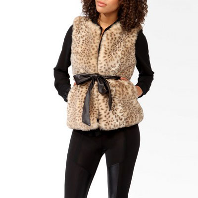 Forever 21 新款女士仿皮背心 Animal Pattern Faux Fur (豹纹)，原价￥778，限时仅售￥388！绝对正品，超低折扣，含美国直邮～