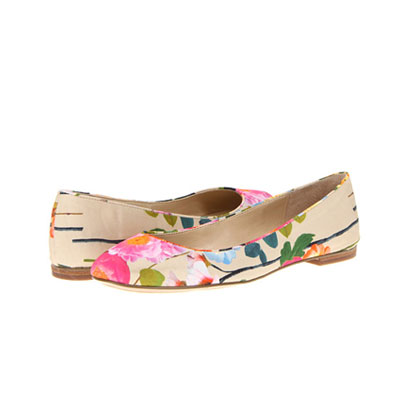 Nine West 玖熙 新款女士多色单鞋 OnHigh (黑色/黑色花纹/黑色亮皮/浅棕色/白色花纹)，原价￥1388，限时仅售￥698！绝对正品，超低折扣，含美国直邮～
