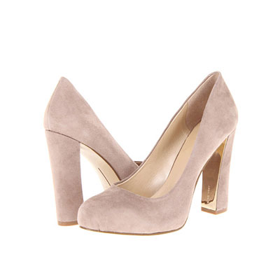 Nine West 玖熙 新款女士绒面粗高跟鞋 Desired (黑色/灰褐色/红色)，原价￥1288，限时仅售￥678！绝对正品，超低折扣，含美国直邮～
