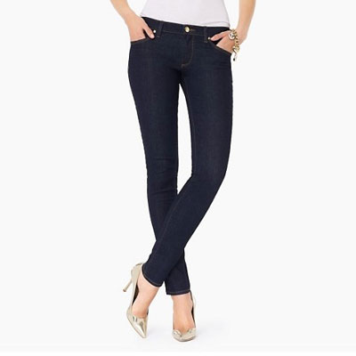 Juicy Couture 橘滋 新款女士修身牛仔裤 Classic Skinny Jean (JG007314)(深蓝色/黑色)，原价￥2038，限时仅售￥1348！绝对正品，超低折扣，含美国直邮～