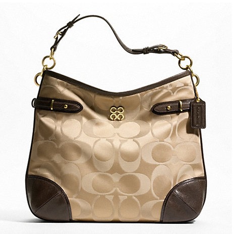 COACH 蔻驰 新款女士单肩手提包 COLETTE SIGNATURE SATEEN HOBO (F23762)(卡其色)，原价￥3558，限时仅售￥1758！绝对正品，超低折扣，含美国直邮～