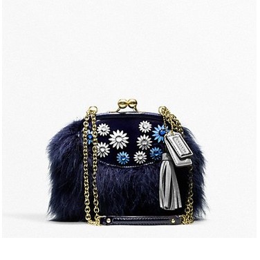 COACH 蔻驰 新款女士豪华羽毛宴会单肩斜跨包 POPPY JEWEL FRAME BAG (F21321)(深蓝色)，原价￥3158，限时仅售￥1788！绝对正品，超低折扣，含美国直邮～