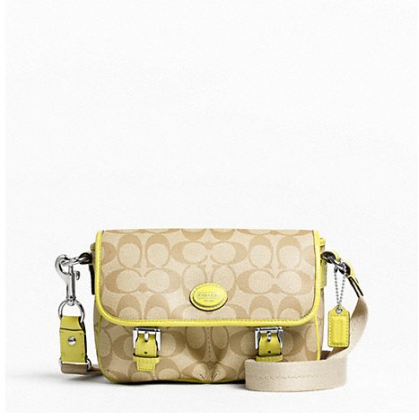 COACH 蔻驰 新款女士斜挎包 PEYTON FIELD BAG (F48759)(黑色/黄色/粉红色/灰色)，原价￥2108，限时仅售￥868！绝对正品，超低折扣，含美国直邮～