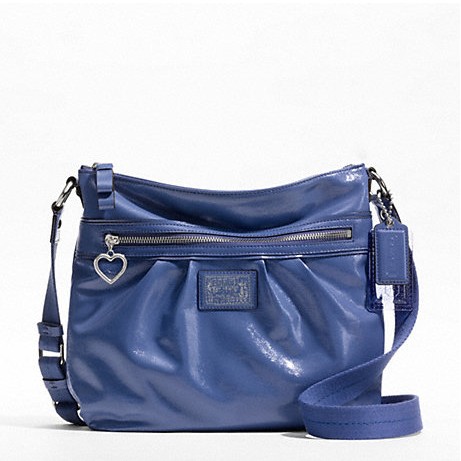 COACH 蔻驰 新款女士单肩斜挎包 DAISY LIQUID GLOSS FILE BAG (F22147)(黑色/蓝色)，原价￥2218，限时仅售￥988！绝对正品，超低折扣，含美国直邮～