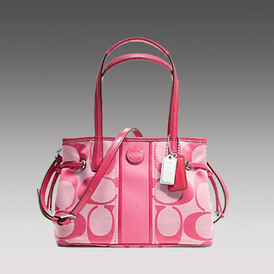 COACH 蔻驰 新款女士单肩斜挎包 SIGNATURE STRIPE MINI CARRYALL (F22907) (桃红色/淡黄色/黑色/卡其色)，原价￥2758，限时仅售￥1328！绝对正品，超低折扣，含美国直邮～