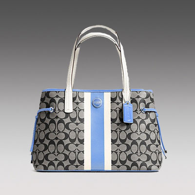 COACH 蔻驰 新款女士单肩手提包 SIGNATURE STRIPE PVC STRIPE CARRYALL (F22908) (黑色/浅蓝色/粉色)，原价￥2958，限时仅售￥1478！绝对正品，超低折扣，含美国直邮～