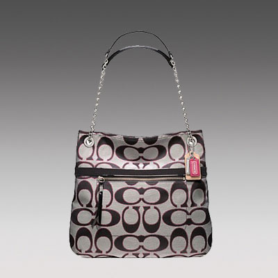 COACH 蔻驰 新款女士经典LOGO帆布单肩手提包 POPPY METALLIC SIGNATURE SATEEN SLIM TOTE (F21161) (黑色)，原价￥2688，限时仅售￥1358！绝对正品，超低折扣，含美国直邮～