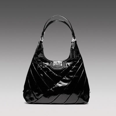 COACH 蔻驰 新款女士单肩手提包 MADISON DIAGONAL PLEATED PATENT MAGGIE (F21301) (黑色)，原价￥4058，限时仅售￥1998！绝对正品，超低折扣，含美国直邮～