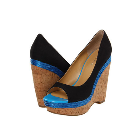 Nine West 玖熙 新款女士休闲坡跟凉鞋 MatchUp (黑色/灰色/黄色)，原价￥1758，限时仅售￥988！绝对正品，超低折扣，含美国直邮～