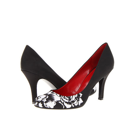 Nine West 玖熙 新款女士休闲细高跟鞋 Ambitious (黑色)，原价￥1748，限时仅售￥858！绝对正品，超低折扣，含美国直邮～