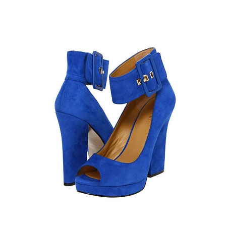Nine West 玖熙 2013年新款女士绒面粗跟凉鞋 Ivorie (黑色/蓝色/红色)，原价￥2158，限时仅售￥1068！绝对正品，超低折扣，含美国直邮～