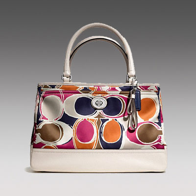 COACH 蔻驰 2013年新款女士经典LOCO单肩手提包 PARK HAND DRAWN SCARF PRINT CARRYALL (F23287) (彩色)，原价￥3648，限时仅售￥1788！绝对正品，超低折扣，含美国直邮～