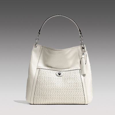 COACH 蔻驰 2013年新款女士单肩手提包 PARK WOVEN LEATHER HOBO (F23931) (白色/自然色)，原价￥4338，限时仅售￥2158！绝对正品，超低折扣，含美国直邮～
