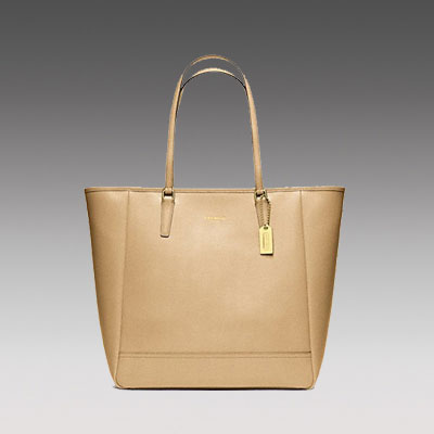 COACH 蔻驰 2013年新款女士单肩手提包 MEDIUM NORTH/SOUTH CITY TOTE (F23821) (褐色/黄色)，原价￥3218，限时仅售￥1588！绝对正品，超低折扣，含美国直邮～