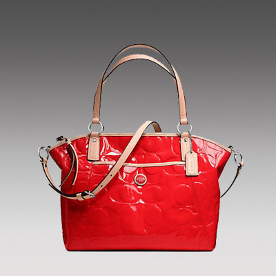 COACH 蔻驰 2013年新款女士漆皮单肩手提斜挎包 SIGNATURE STRIPE EMBOSSED PATENT POCKET TOTE (F25188)(棕褐色/红色/黑色)，原价￥3168，限时仅售￥1548！绝对正品，超低折扣，含美国直邮～
