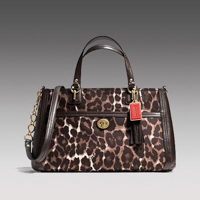 COACH 蔻驰 2013年新款女士单肩手提包 PARK CHAIN OCELOT PRINT CARRYALL (F24894)(黑色)，原价￥3578，限时仅售￥1788！绝对正品，超低折扣，含美国直邮～